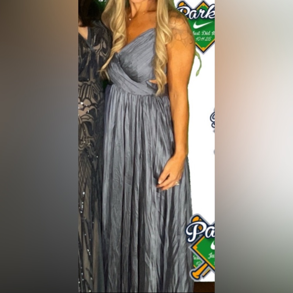 Lulu's Blue Midi Dress - Picture 7 of 8